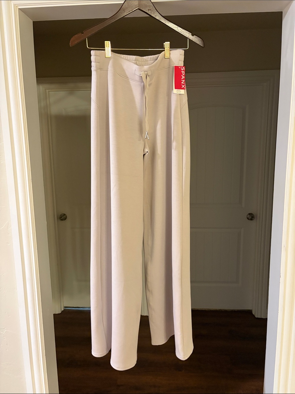 SPANX Women’s Wide-Leg Drawstring Sweatpants in Light Beige